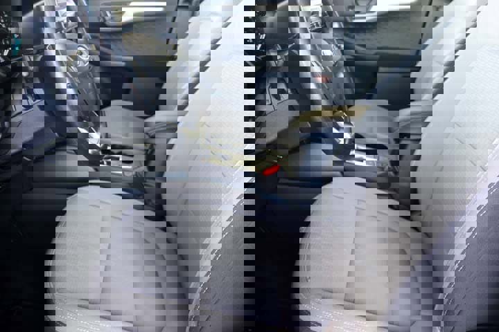 Used 2020 Ford Escape S image 6