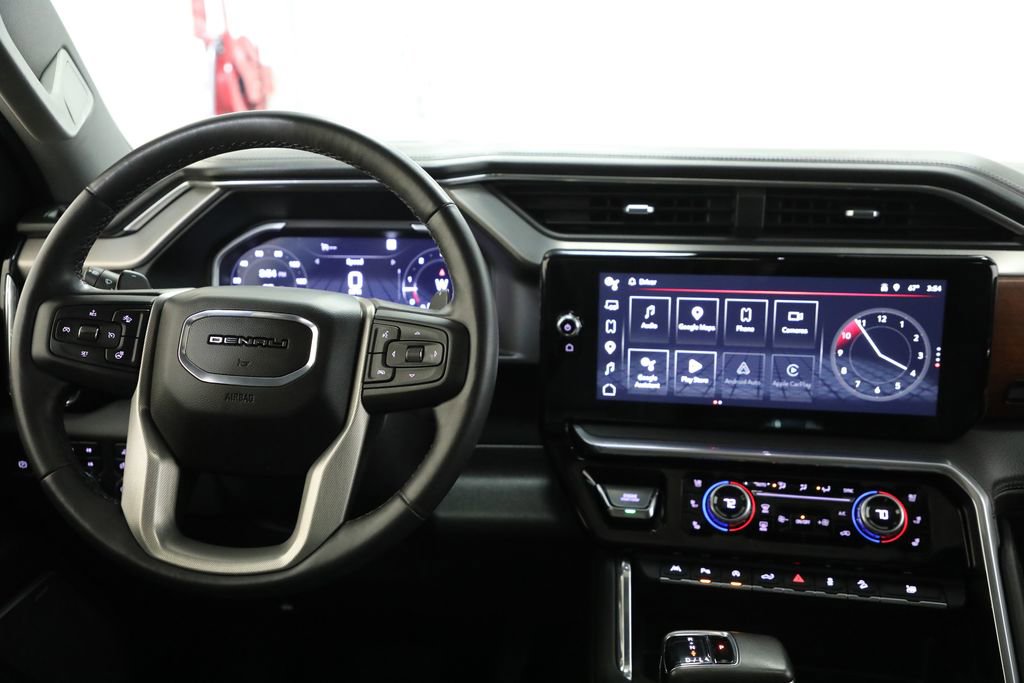 Used 2022 GMC Sierra 1500 Denali AWD/4WD image 2