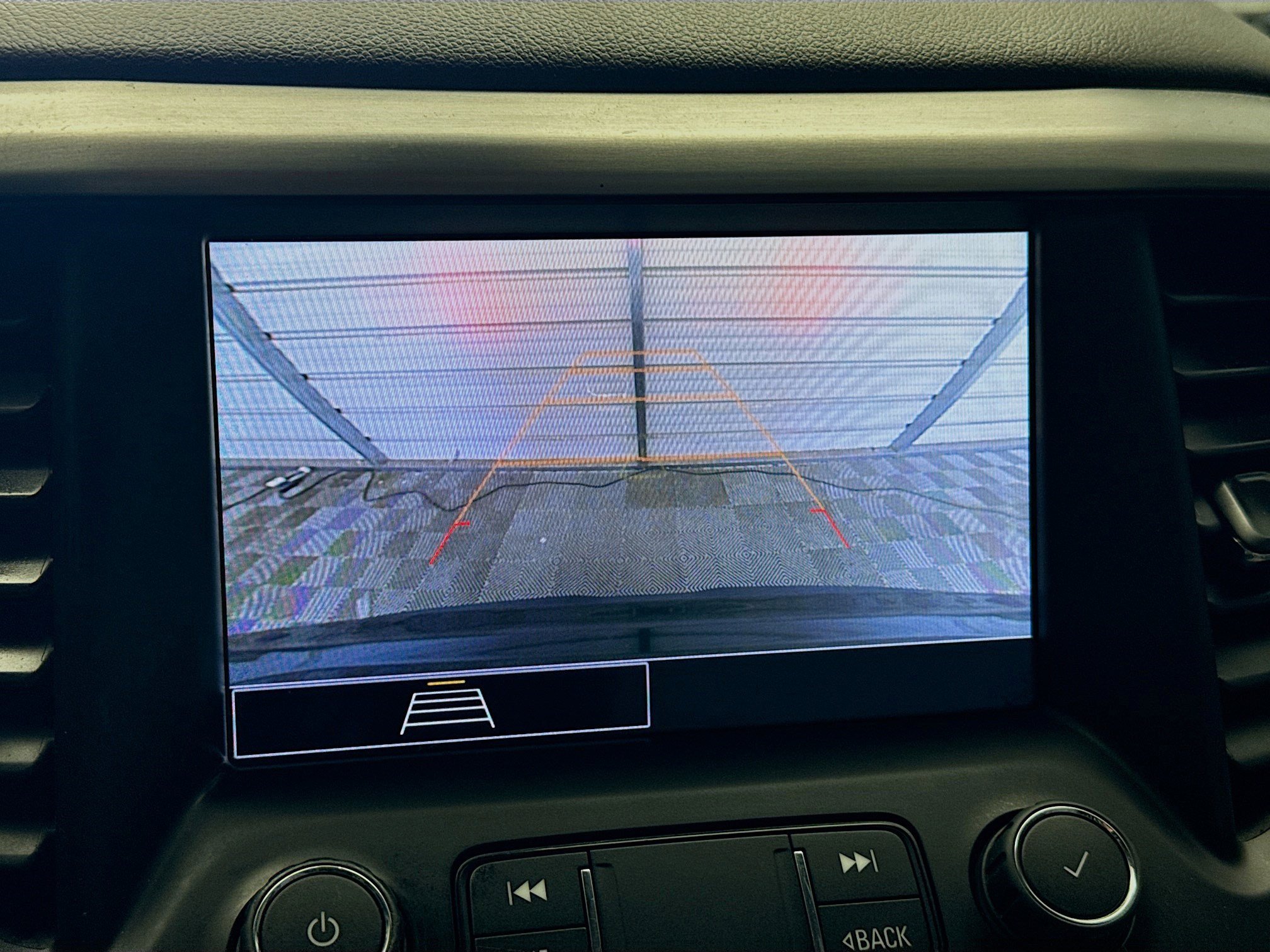 Used 2020 GMC Acadia SLT image 17