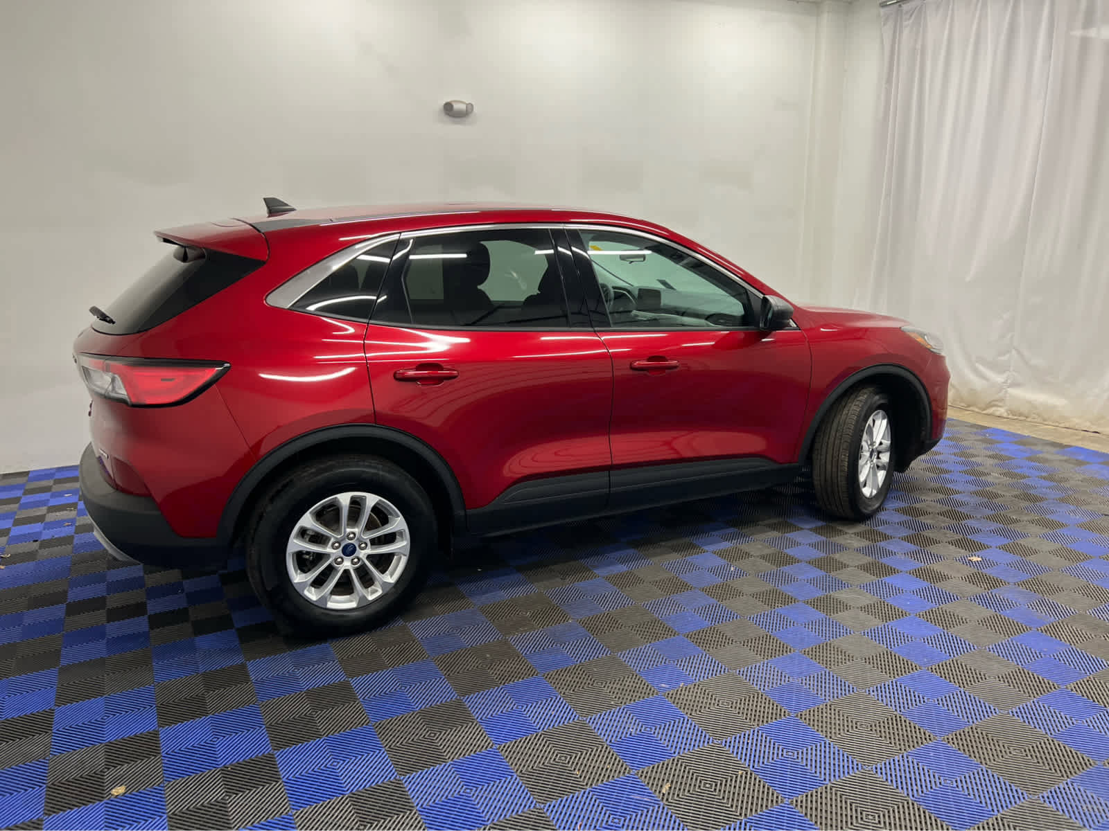 Used 2022 Ford Escape SE w/ Cold Weather Package image 11