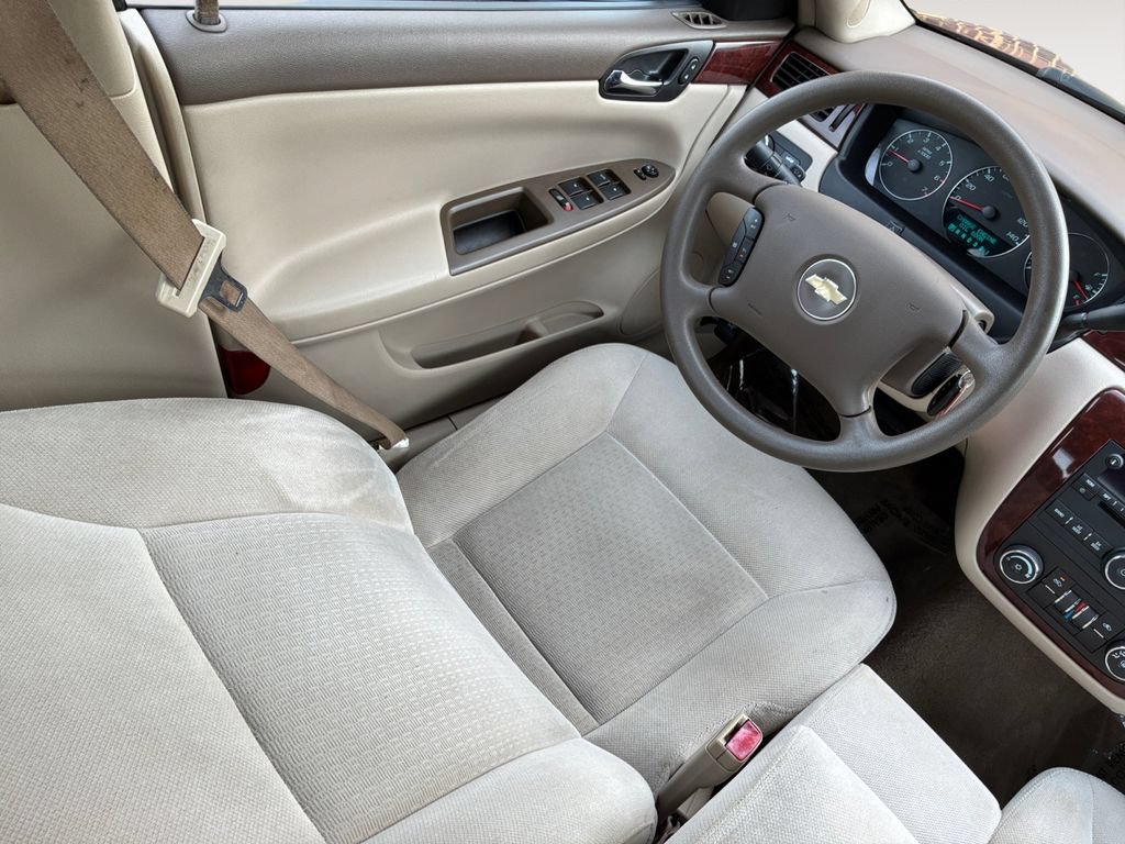 Used 2006 Chevrolet Impala LT FWD image 14