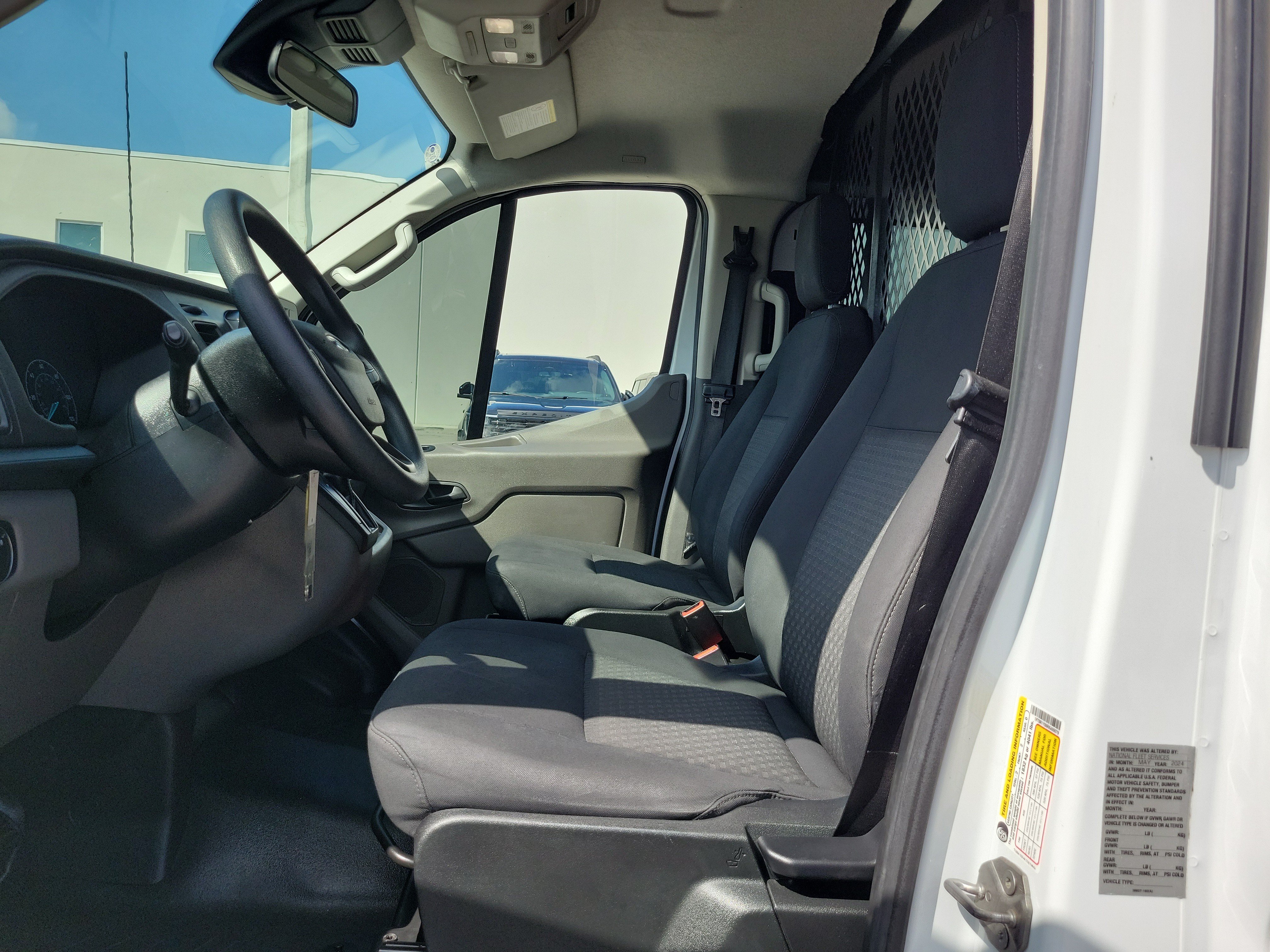 Used 2024 Ford Transit 250 Low Roof w/ Exterior Upgrade Package RWD image 11