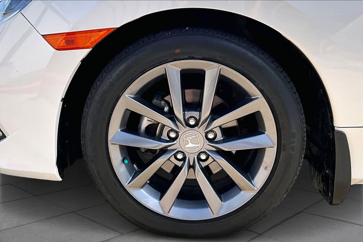 Used 2019 Honda Civic EX-L image 10