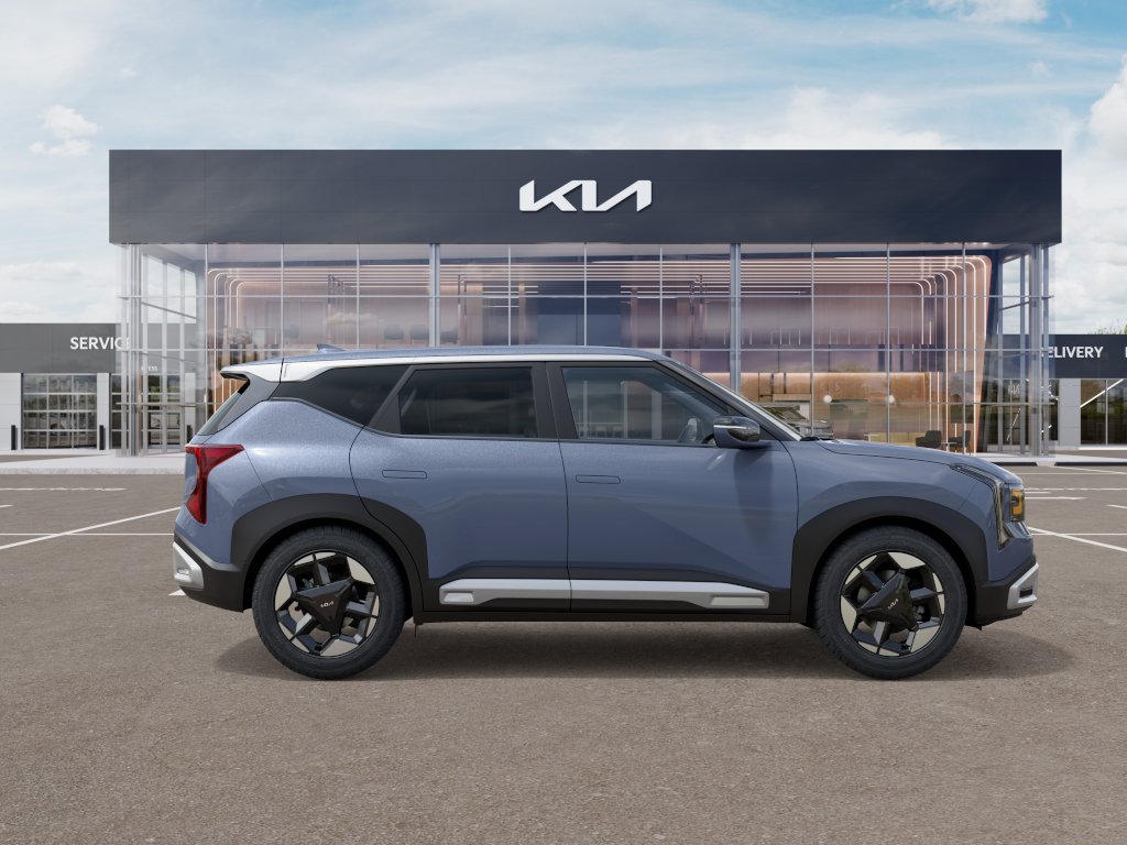 New 2027 Kia Seltos S FWD image 7