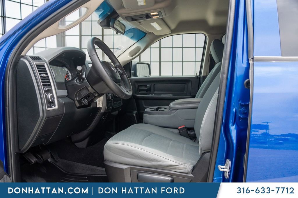 Used 2015 RAM 1500 Express AWD/4WD image 3