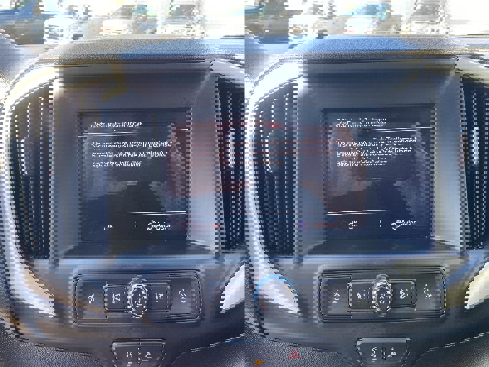 Used 2024 GMC Terrain SLE w/ Driver Convenience Package image 26