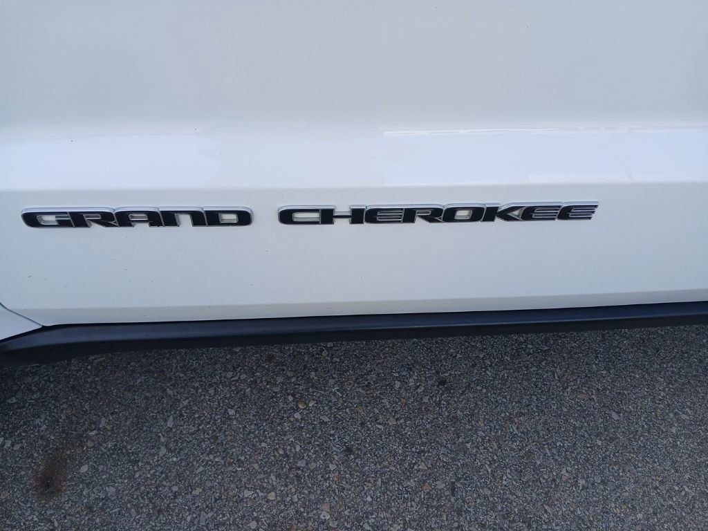 Used 2021 Jeep Grand Cherokee Limited w/ Premium Lighting Group image 11