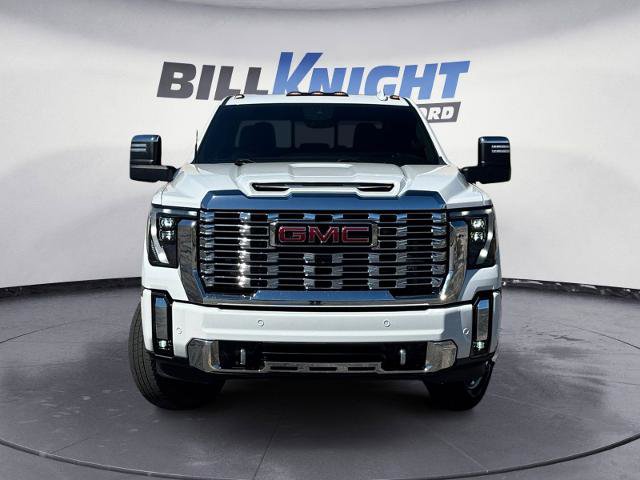 Used 2024 GMC Sierra 3500 Denali w/ Denali Reserve Package AWD/4WD image 8