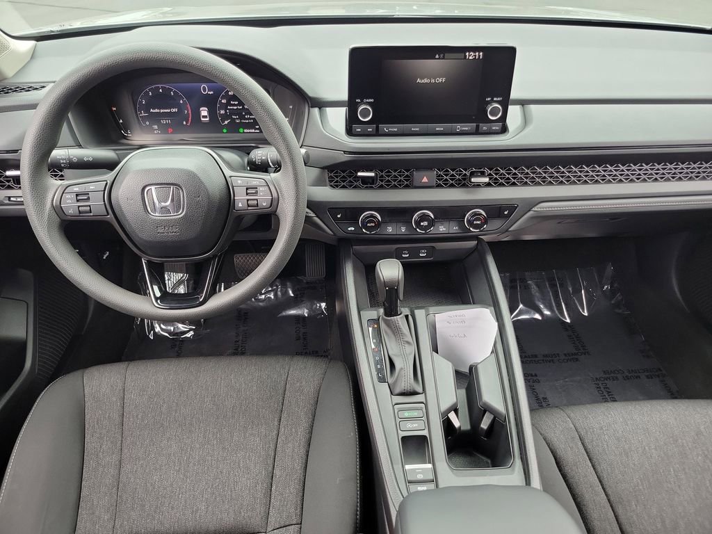 Certified 2025 Honda Accord SE image 10