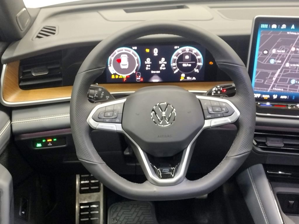 New 2026 Volkswagen Tiguan SEL R-Line image 39