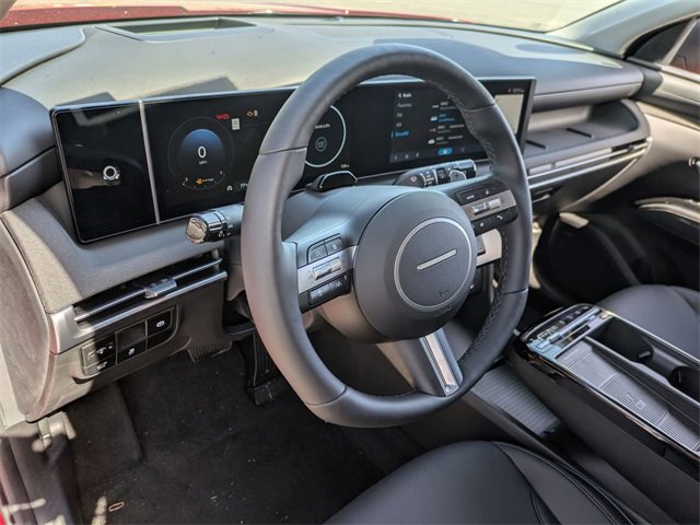 New 2025 Hyundai Tucson Limited image 16