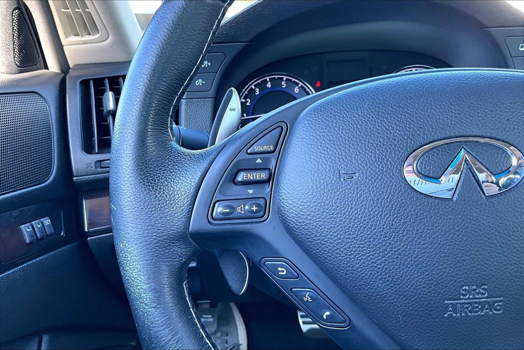 Used 2014 INFINITI Q60 Journey w/ Premium Package RWD image 25