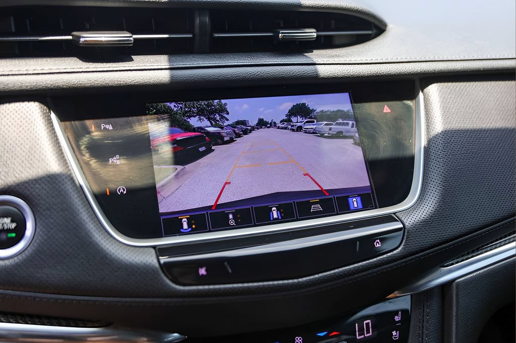 Used 2023 Cadillac XT5 Sportv w/ Technology Package AWD/4WD image 17