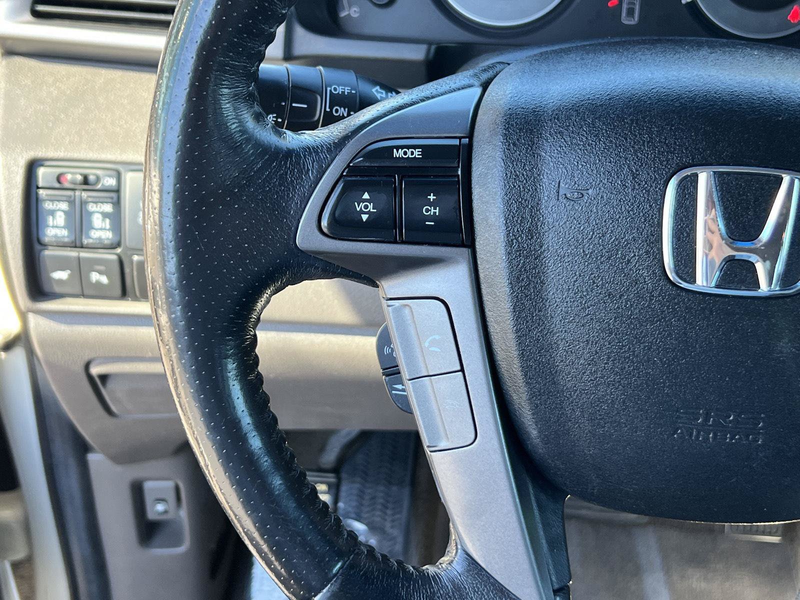 Used 2013 Honda Odyssey Touring image 29