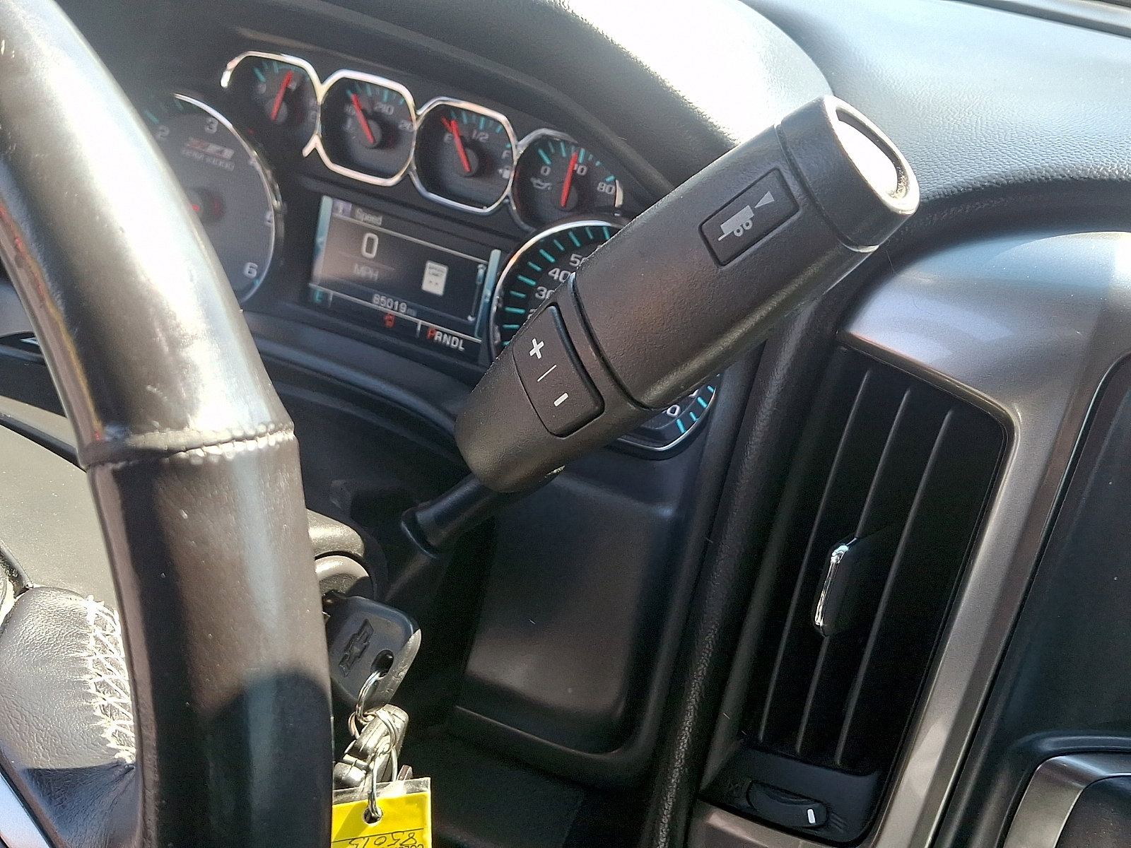 Certified 2018 Chevrolet Silverado 1500 LT w/ All Star Edition AWD/4WD image 16