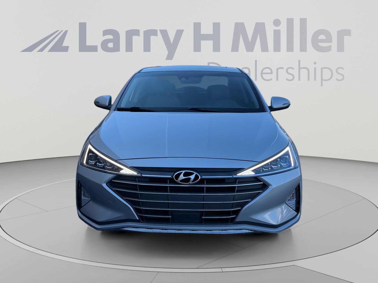 Used 2020 Hyundai Elantra Limited w/ Ultimate Package 03 FWD image 8
