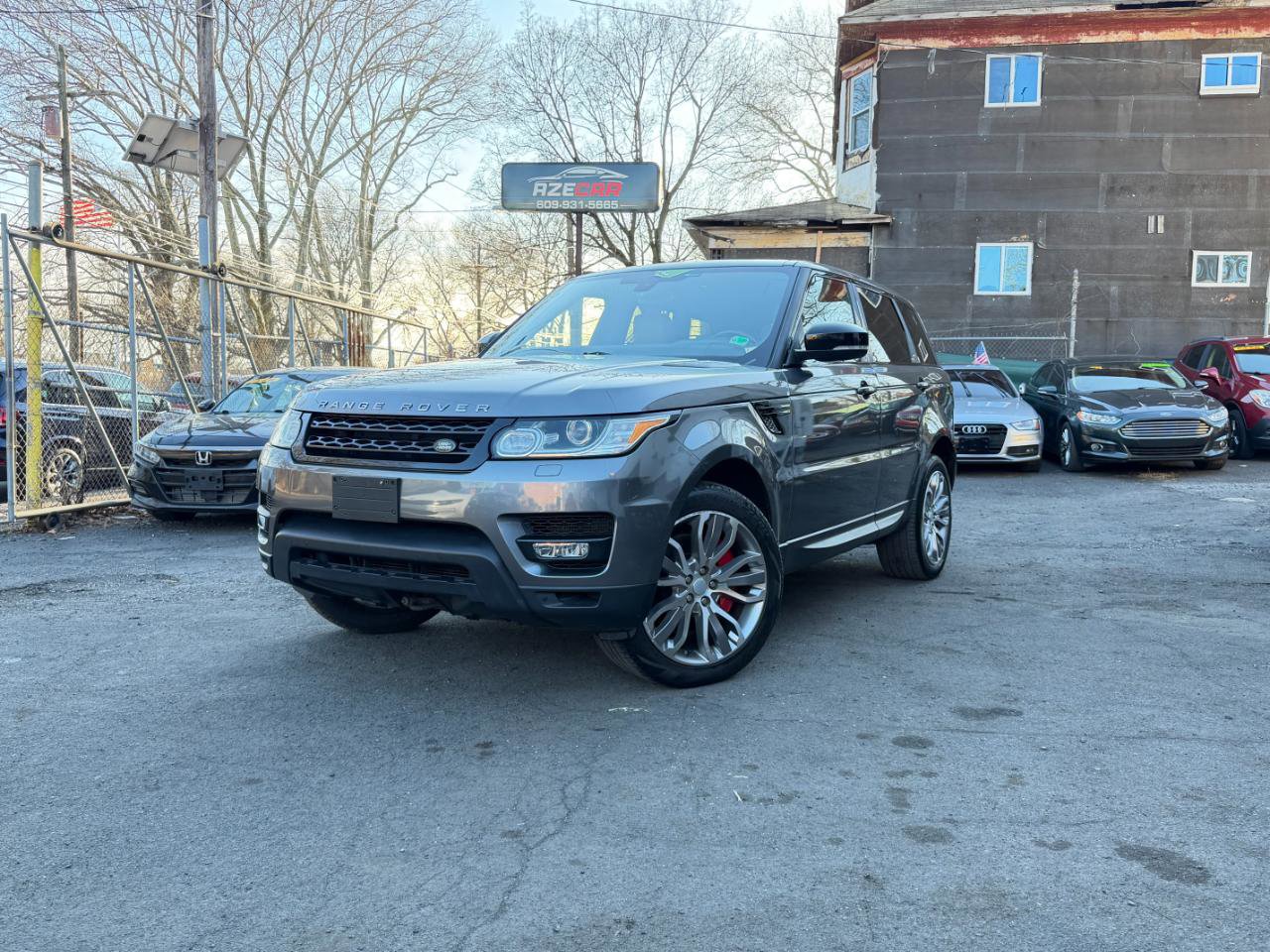 Used 2016 Land Rover Range Rover Sport Supercharged AWD/4WD image 2