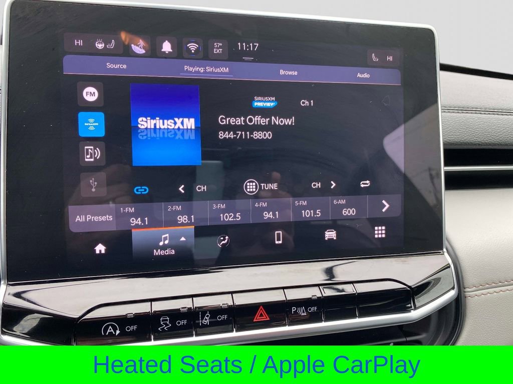 Used 2025 Jeep Compass Limited image 13