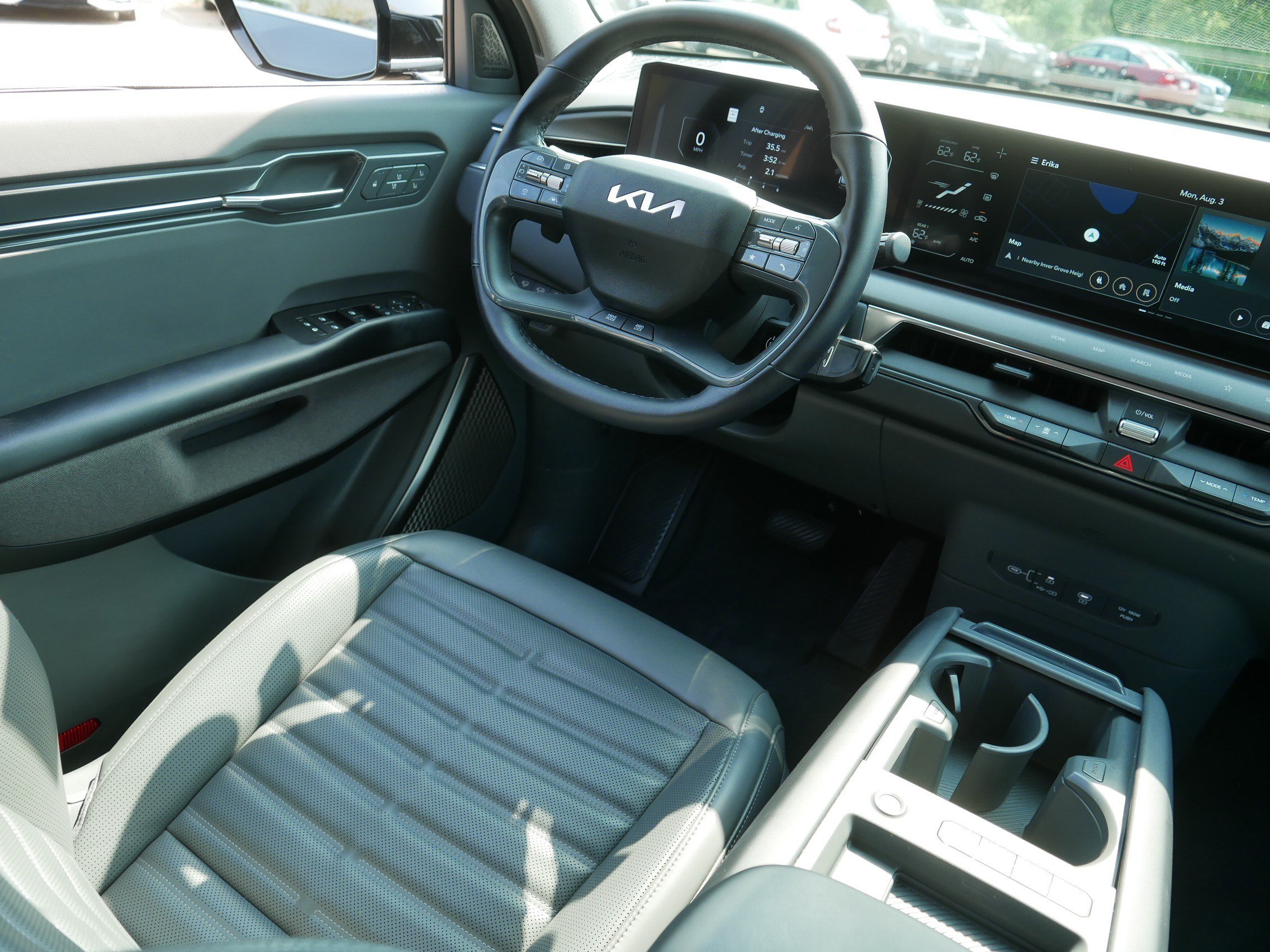 Used 2024 Kia EV9 Land AWD/4WD image 9