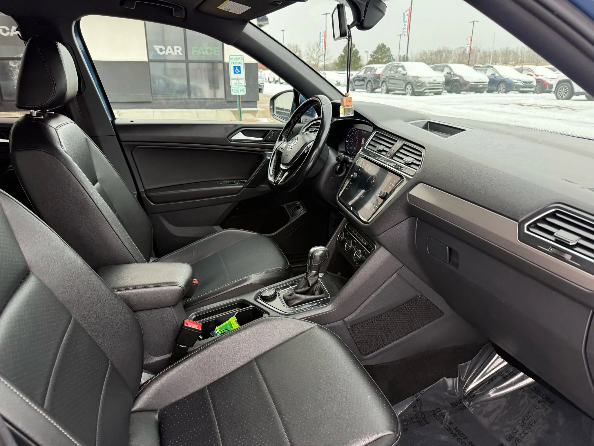 Used 2019 Volkswagen Tiguan SEL R-Line image 27