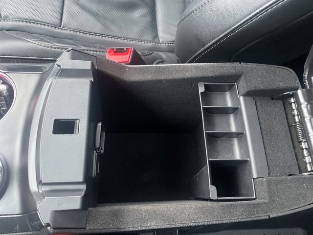 Used 2018 Ford Explorer Platinum image 45