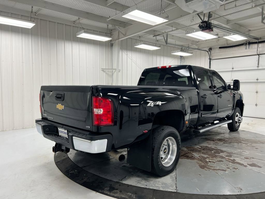 Used 2014 Chevrolet Silverado 3500 LTZ w/ LTZ Plus Package AWD/4WD image 3