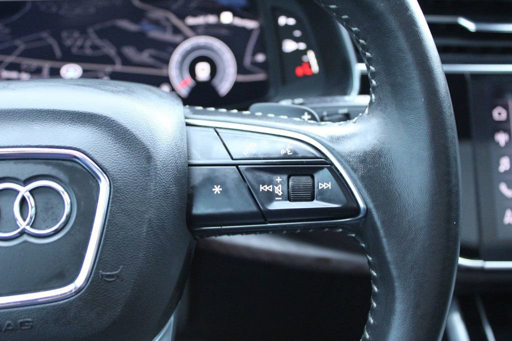 Used 2019 Audi Q8 Premium image 43
