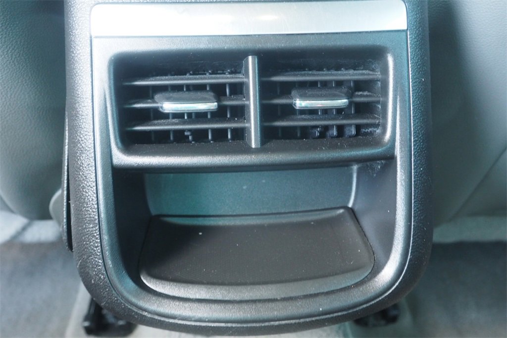 Used 2017 Chevrolet Impala LT image 19