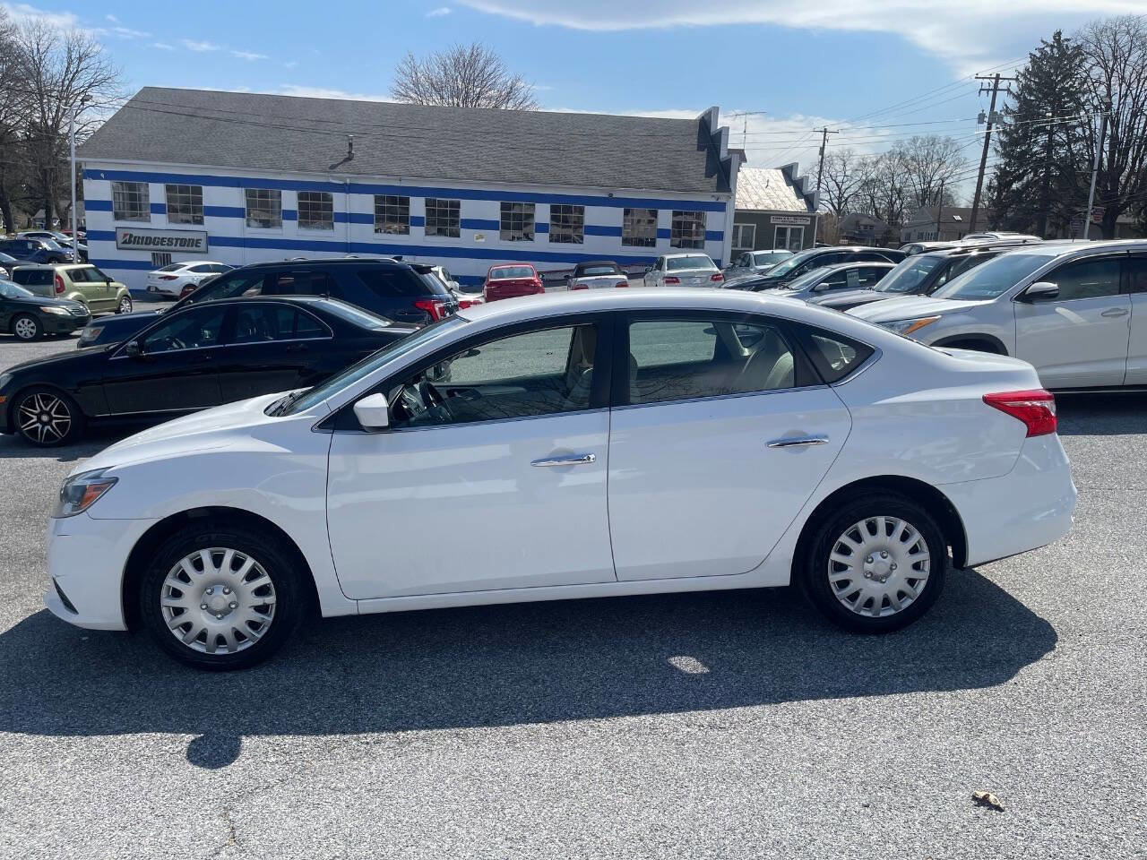 Used 2017 Nissan Sentra S image 9