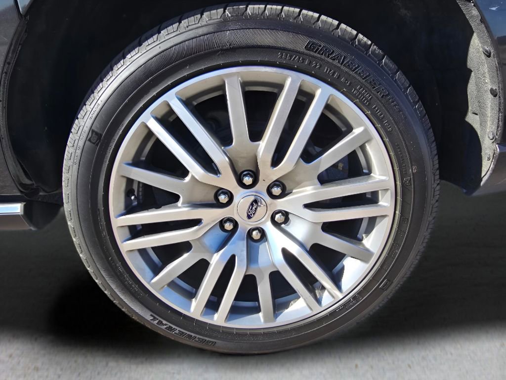 Used 2024 Ford Expedition Max Limited image 11