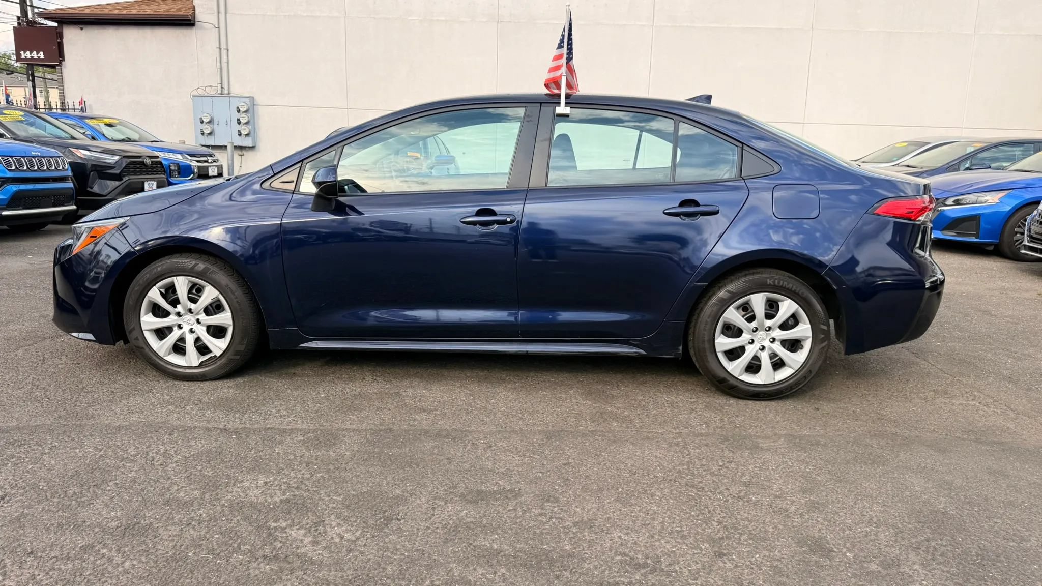 Used 2023 Toyota Corolla LE FWD image 10