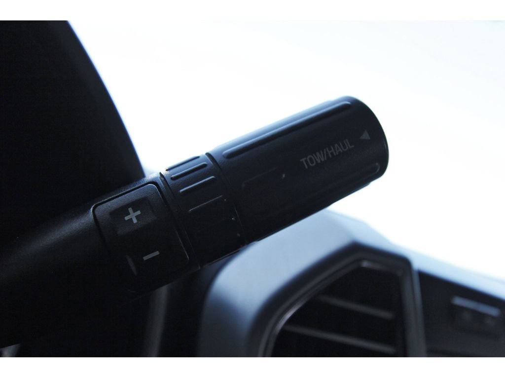 Used 2019 Ford F350 Platinum w/ Platinum Ultimate Package image 18