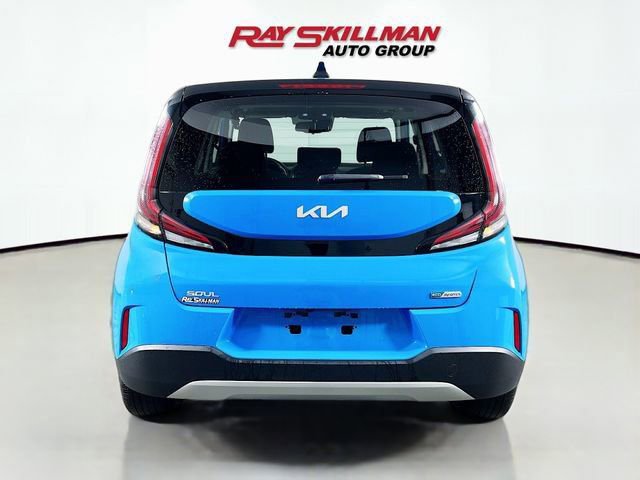 Used 2023 Kia Soul EX image 6