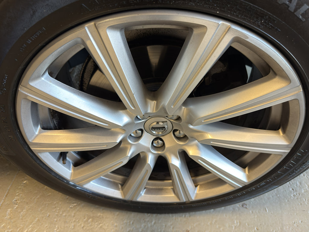 Used 2018 Volvo XC90 T6 Inscription w/ Convenience Package image 38