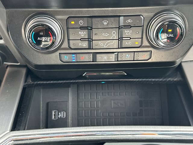 Used 2020 Ford F250 Platinum w/ FX4 Off-Road Package AWD/4WD image 33