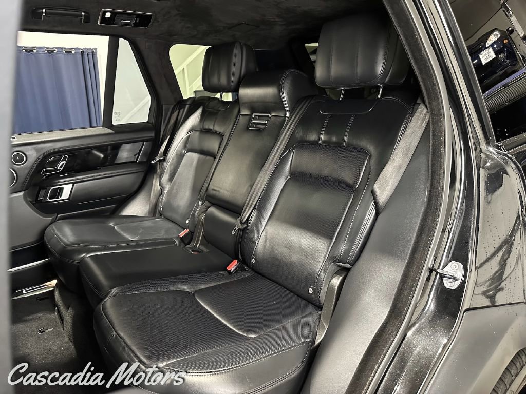 Used 2018 Land Rover Range Rover Autobiography image 9