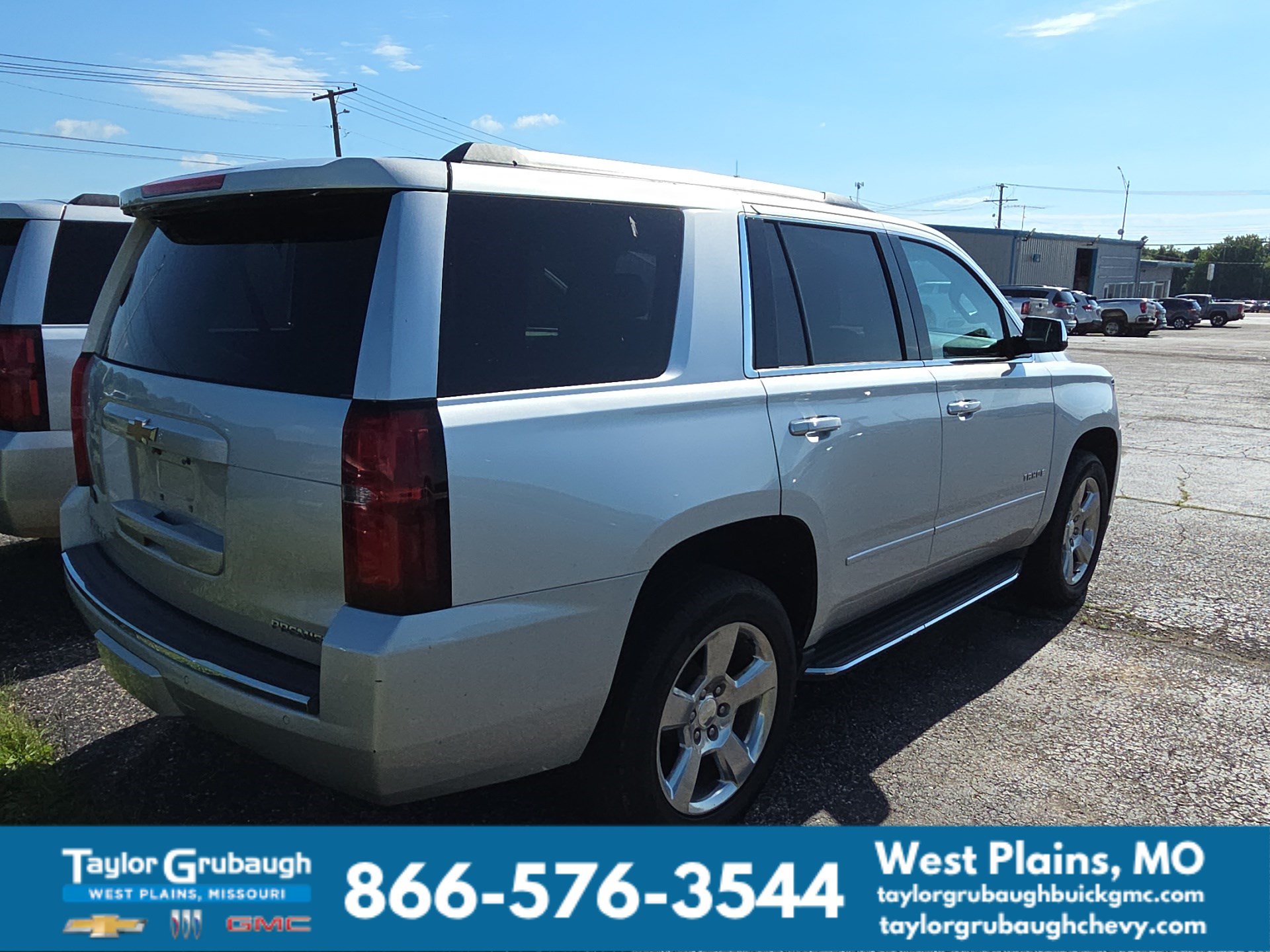 Used 2020 Chevrolet Tahoe Premier AWD/4WD image 6