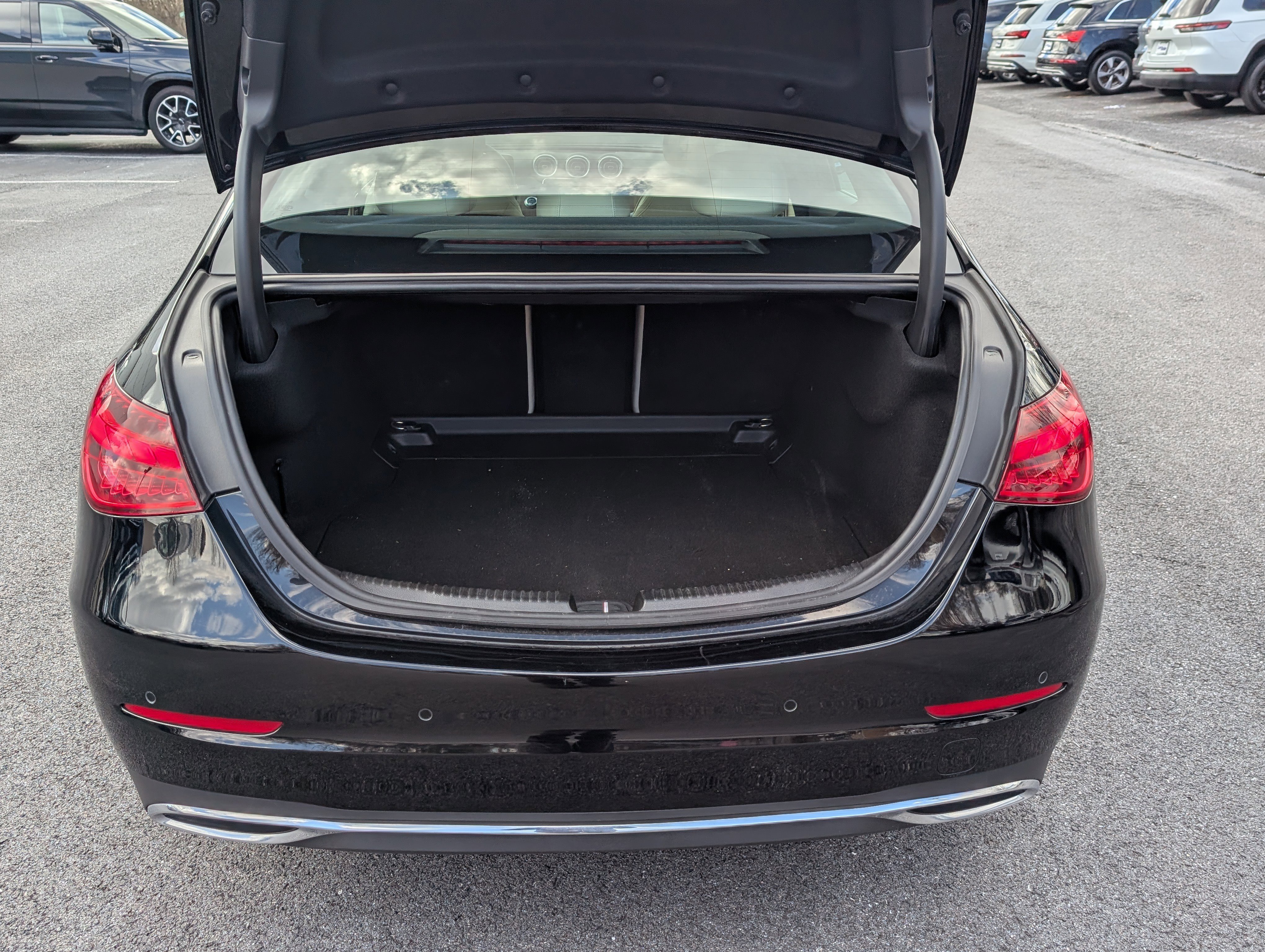 Used 2022 Mercedes-Benz C 300 C 300 image 11