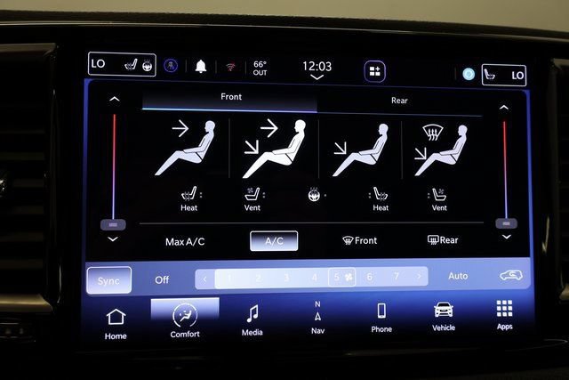 Used 2023 Chrysler Pacifica Limited FWD image 22