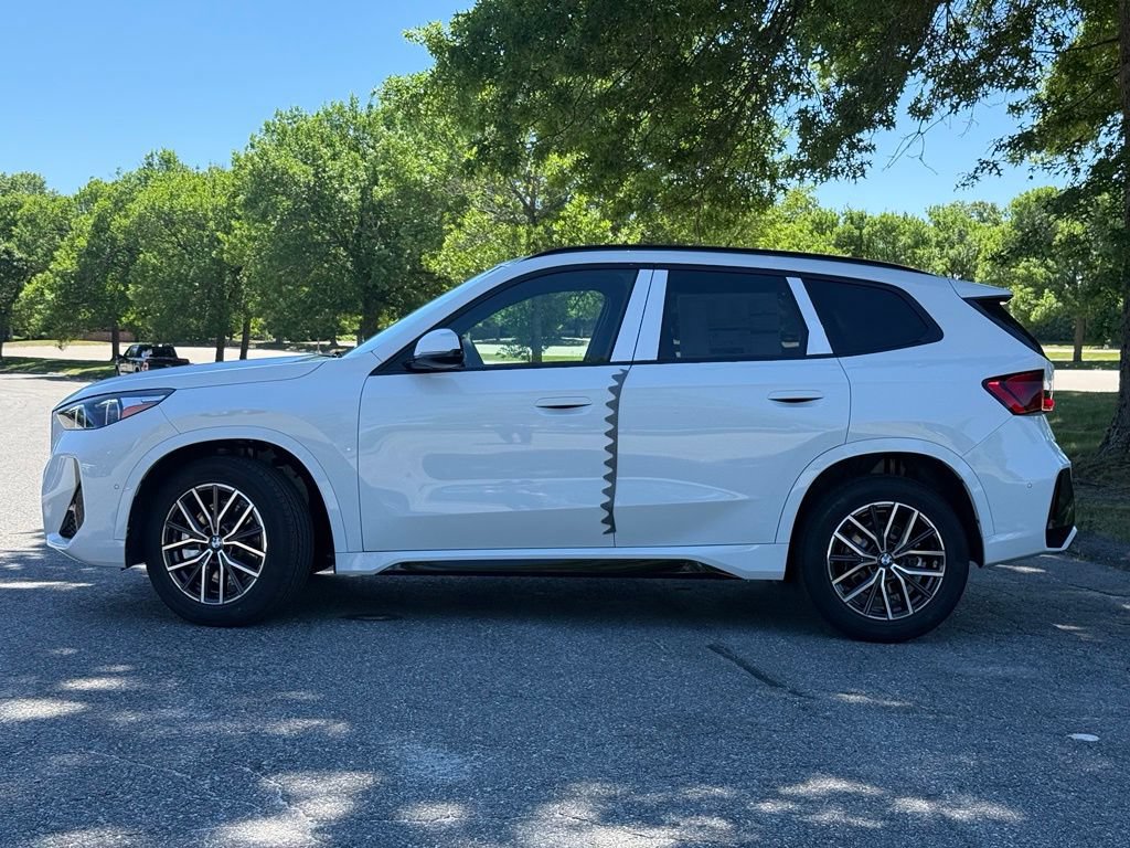 New 2026 BMW X1 xDrive28i w/ M Sport Package AWD/4WD image 2