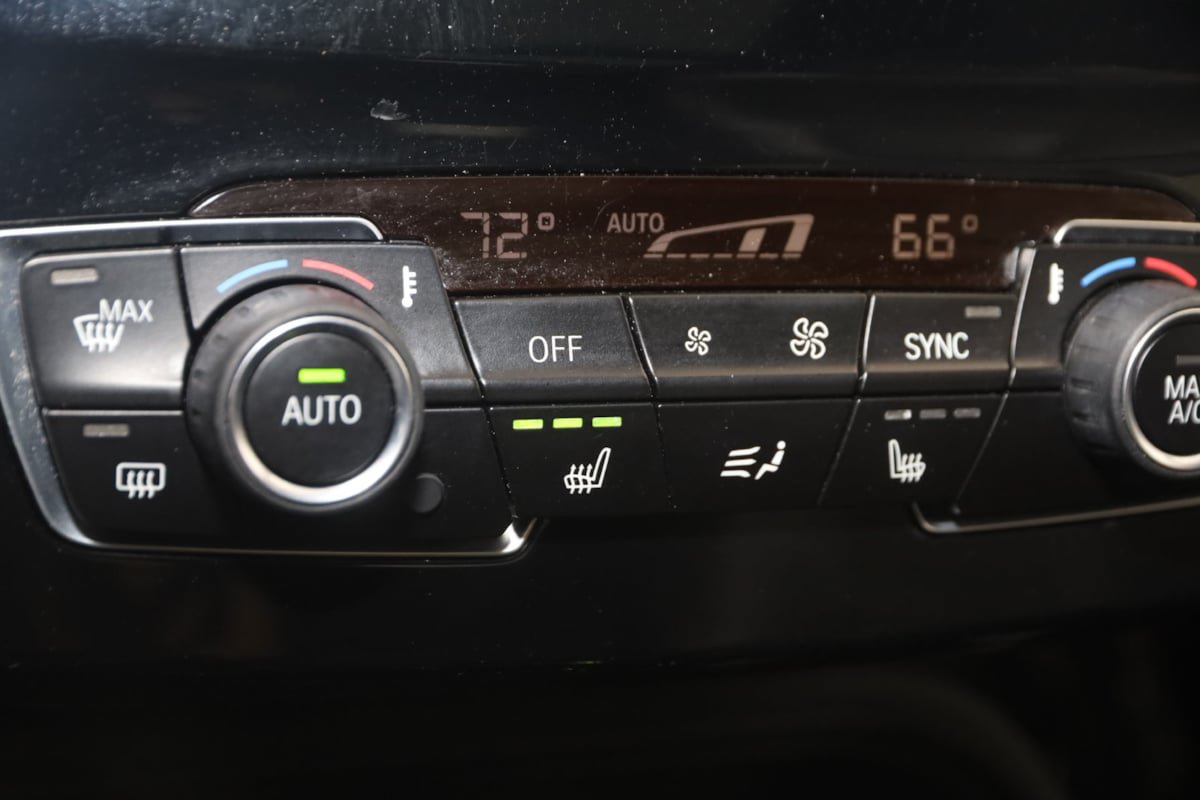 Used 2017 BMW X1 xDrive28i AWD/4WD image 7