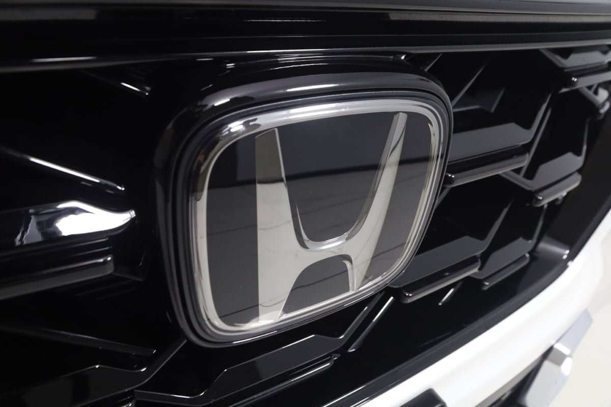 Used 2026 Honda CR-V Sport Touring image 18