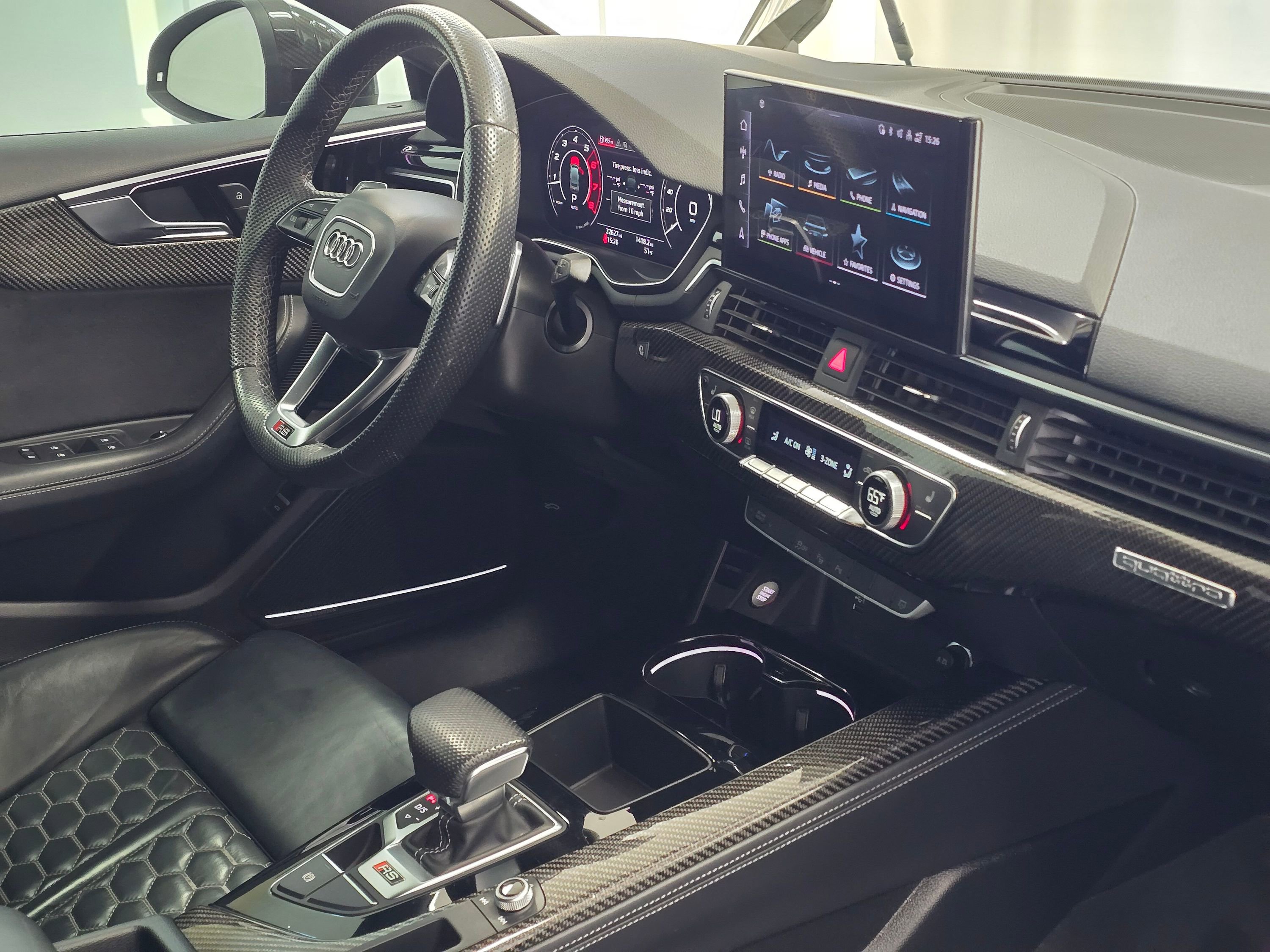 Used 2023 Audi RS 5 Sportback w/ Black Optic Carbon Package image 28
