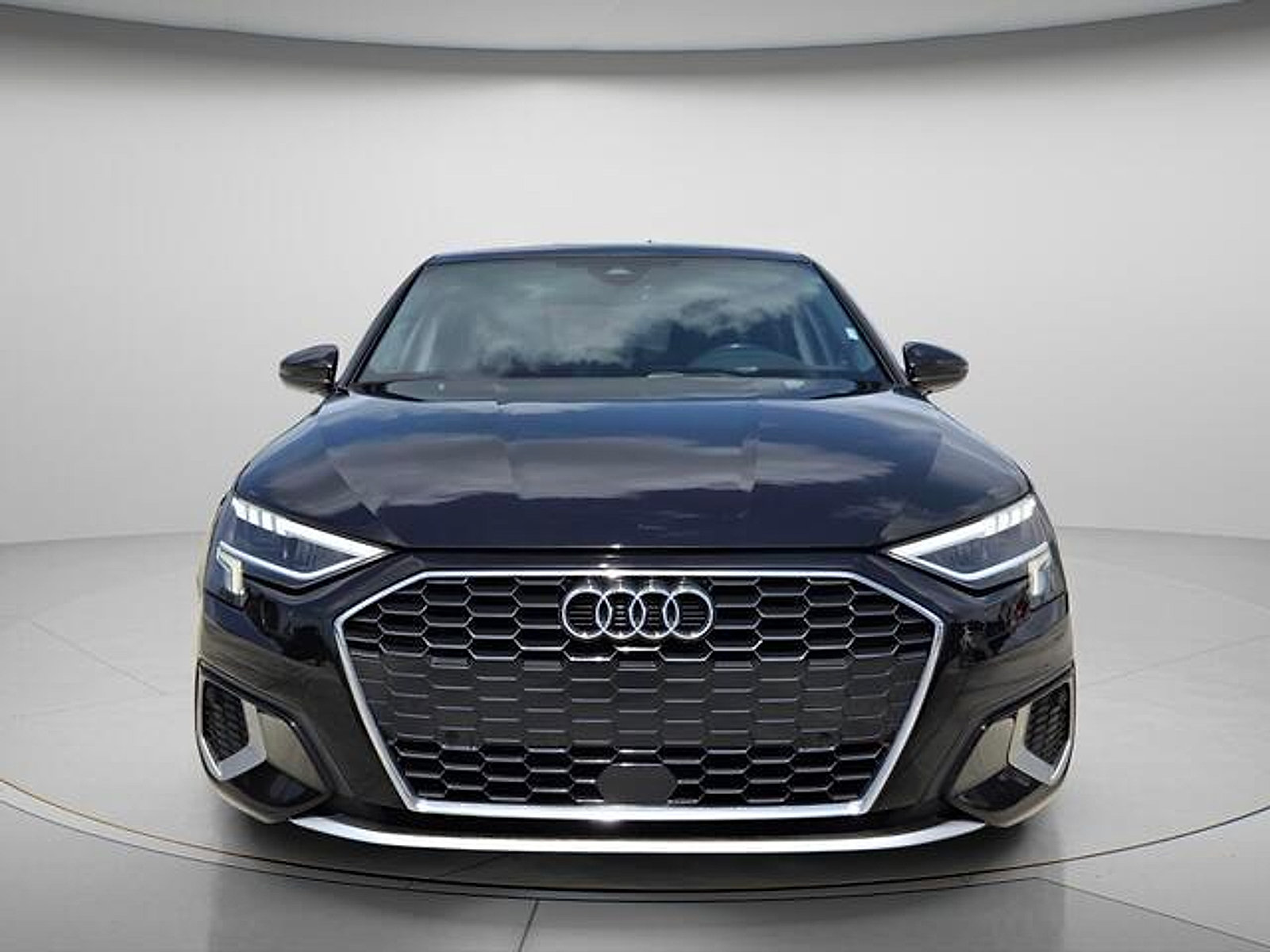 Used 2023 Audi A3 2.0T Premium FWD image 4