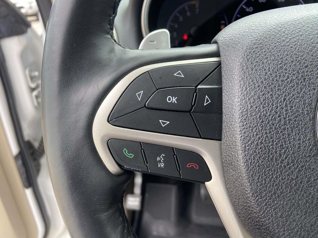 Used 2016 Jeep Grand Cherokee Limited AWD/4WD image 34