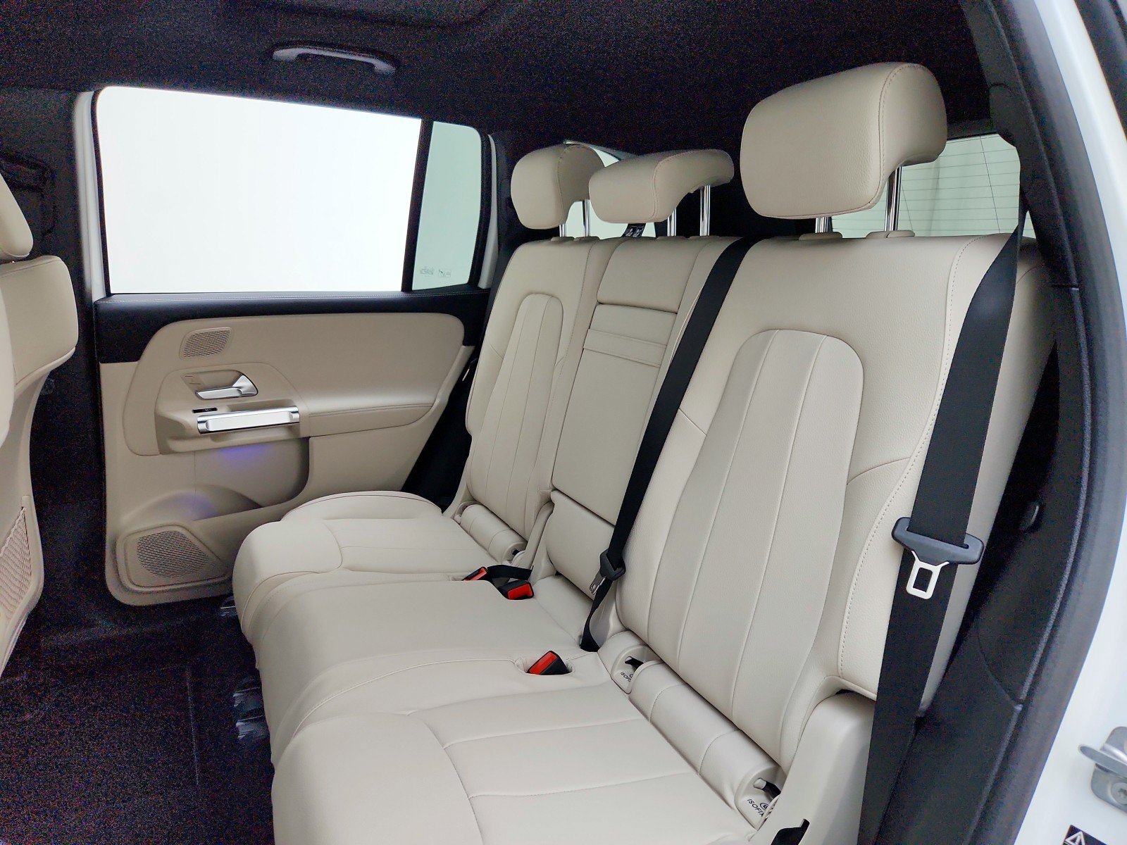 New 2026 Mercedes-Benz GLB 250 image 18