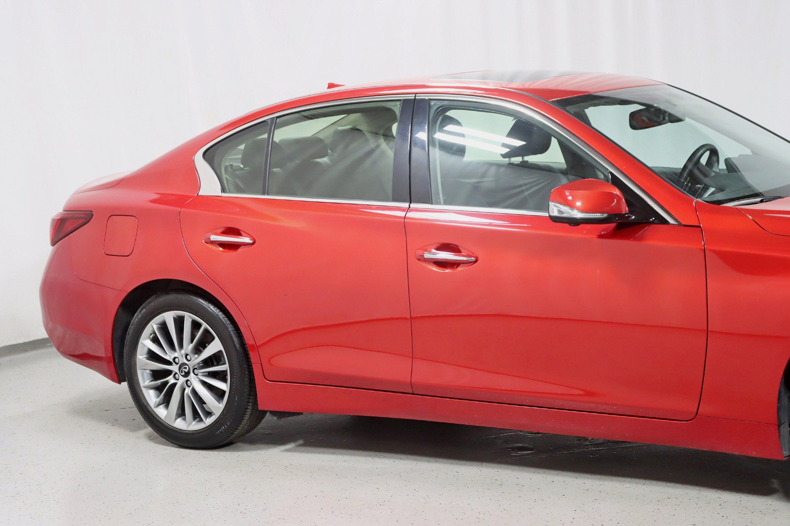 Used 2024 INFINITI Q50 Luxe AWD/4WD image 3