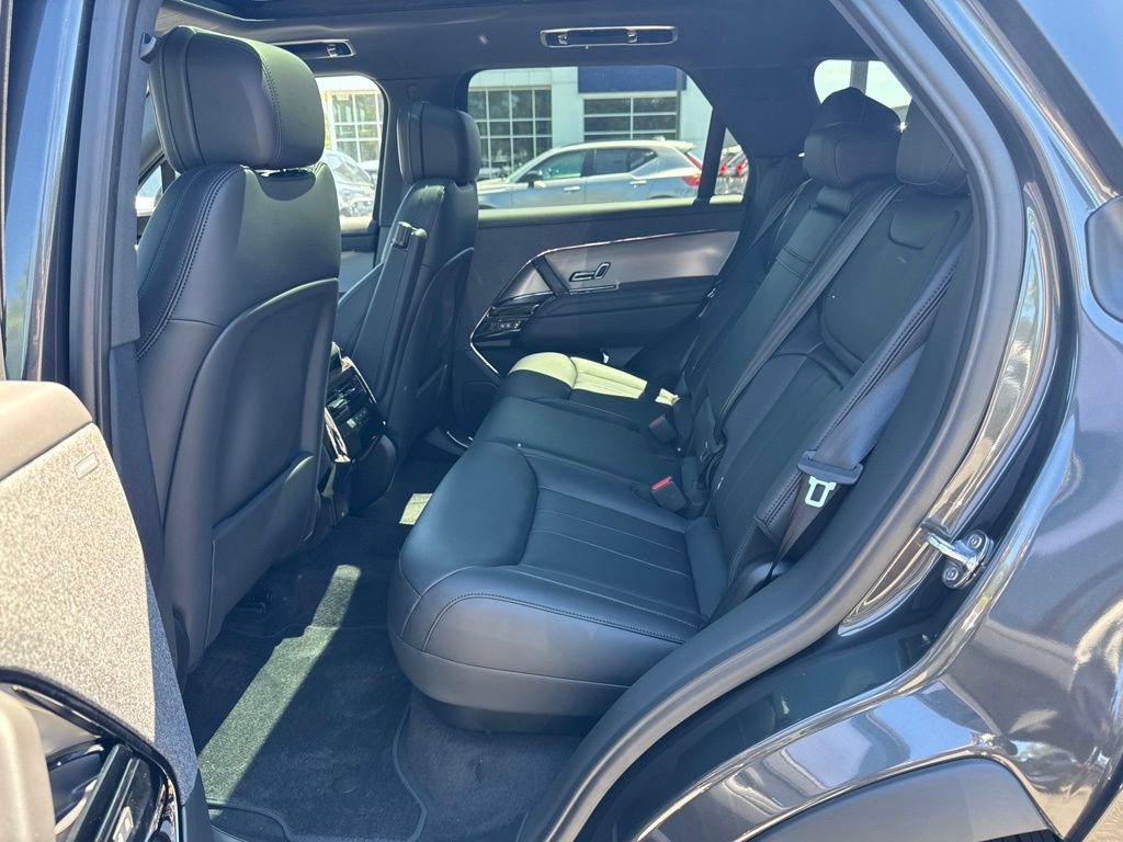 New 2026 Land Rover Range Rover Sport SE AWD/4WD image 5