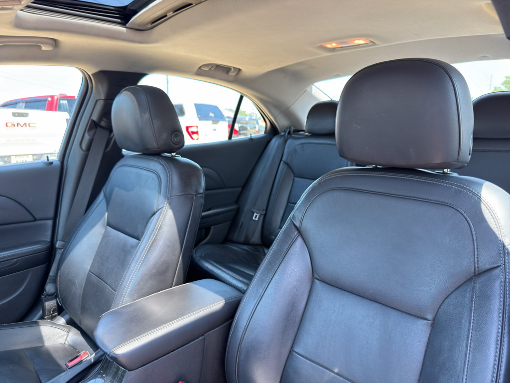 Used 2015 Chevrolet Malibu LT w/ Leather Package FWD image 37