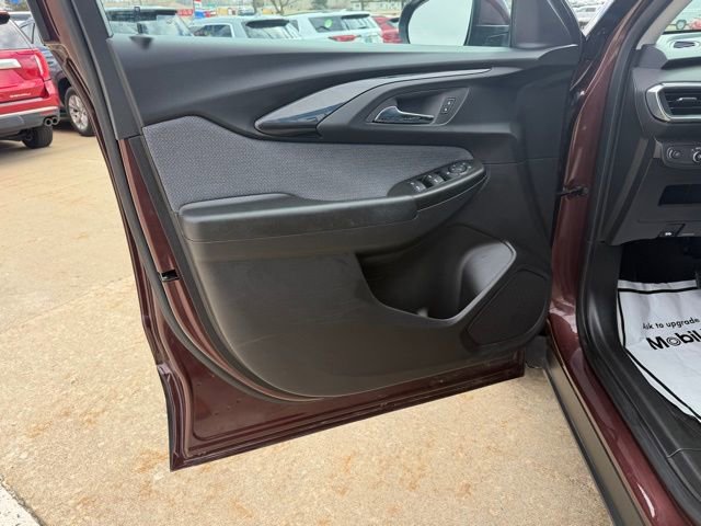 Certified 2023 Chevrolet TrailBlazer LT w/ Convenience Package image 32